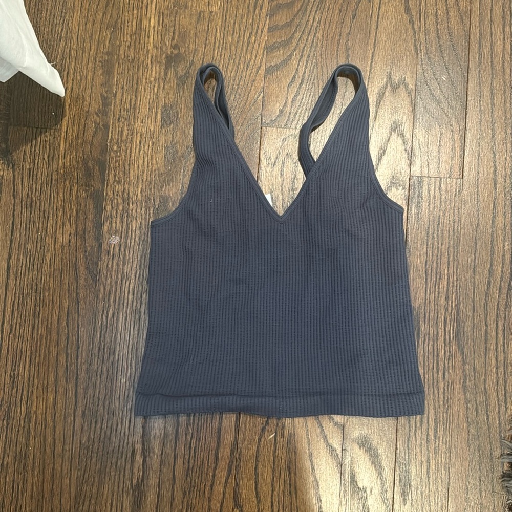 Nikibiki tank top